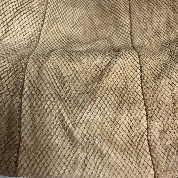 Jenrigo Bag Tan Soft Snake Skin Leather. - Picture 15 of 16